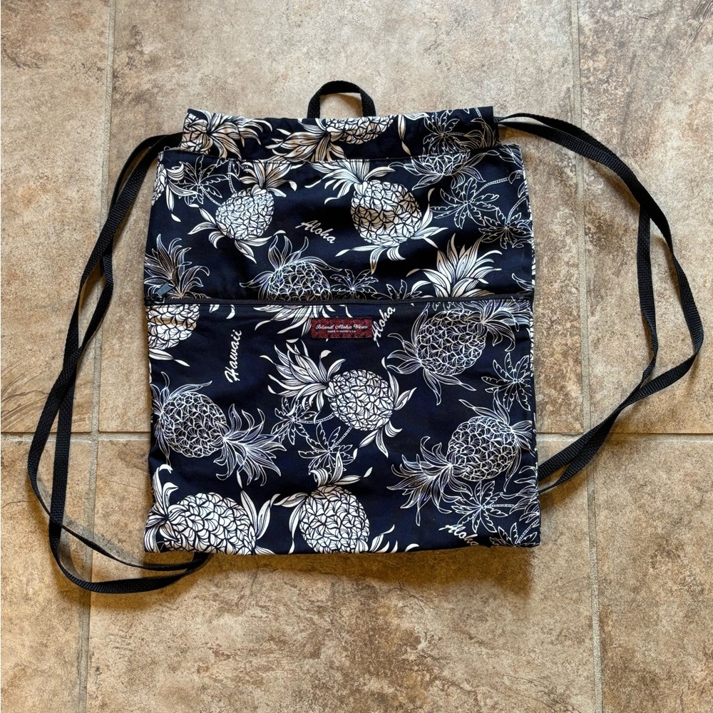 Black Pineapple Print drawstring Backpack